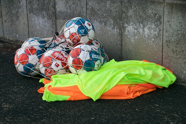 女歌手艾布拉姆斯談詹姆斯的笑容激發了我的創作靈感.