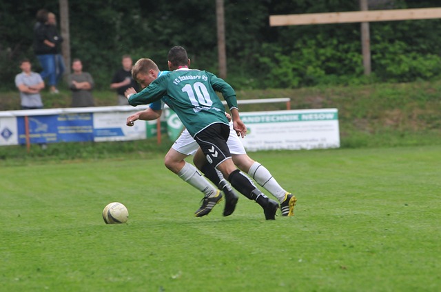 杯赛最新战报 马竞4：4绝平巴萨占先机 中超旧将破门国米完胜进4强.